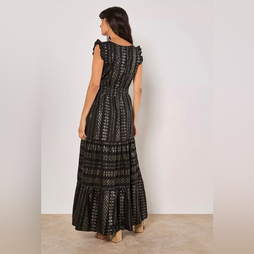 ⚠️STUNNING Apricot 🍑 - Women’s Black Patterned Maxi Dress with V-Neck - Picture 4 of 8